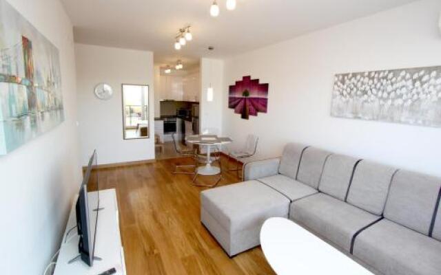 Apartment Moonstone 2