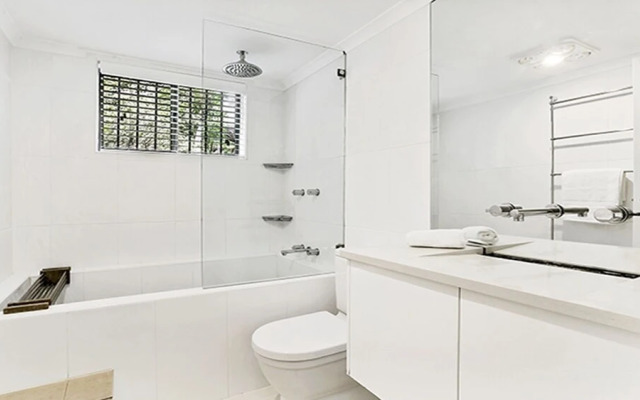 The Apartment Service MORTN