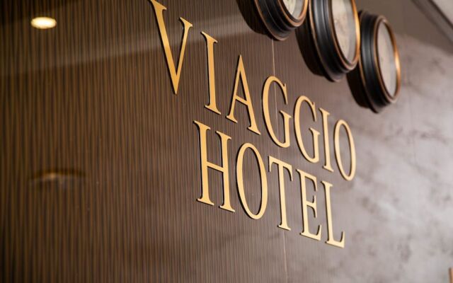 V hotel & tours