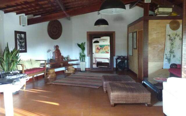 3 Palmeiras Guest Lounge