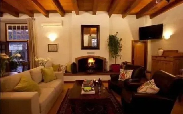 Oude Leeskamer Guest House