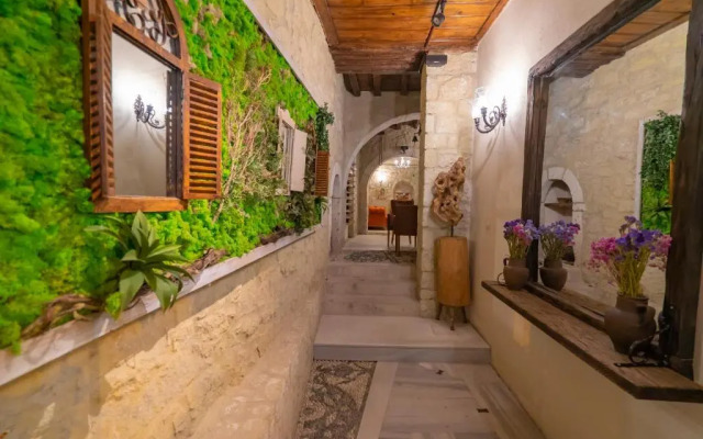Zeren Alaçatı Butik Otel
