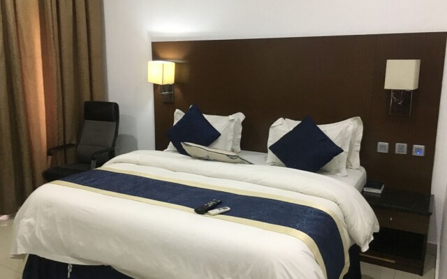 Parktonian Hotel Ikate