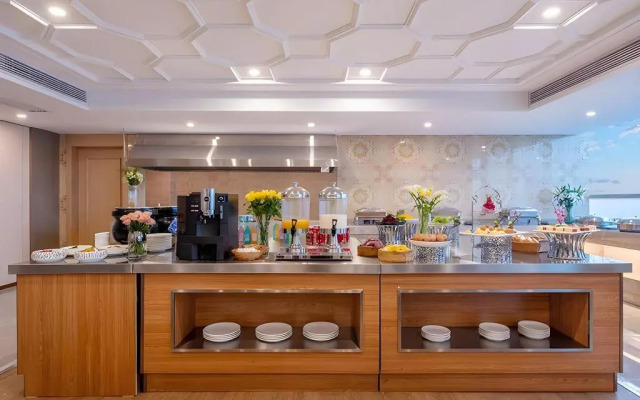 Vienna International Hotel (Hangzhou Xinnongdu Metro Station)