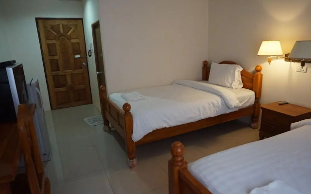 Pornnarumitr Hotel