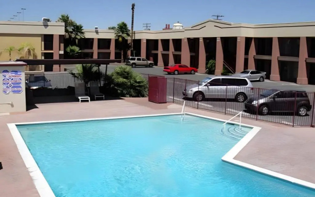 DTLV, a Baymont by Wyndham