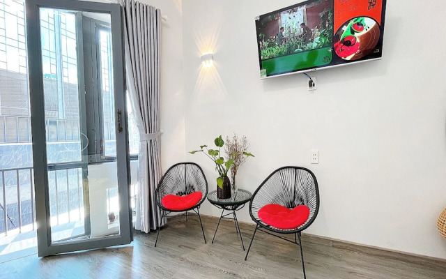 The Cafe Apartment Building