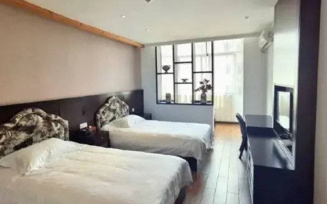 Wanju Business Hotel (Shanghai Wusong International Cruise Terminal)