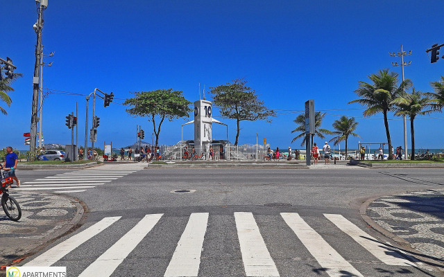 Studio moderno e silencioso na quadra da praia em Ipanema!