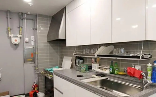 MoonDong's Hostel
