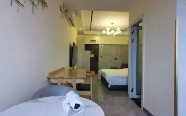 Lianci Yike Hotel (Chongqing Ciqikou Subway Station)