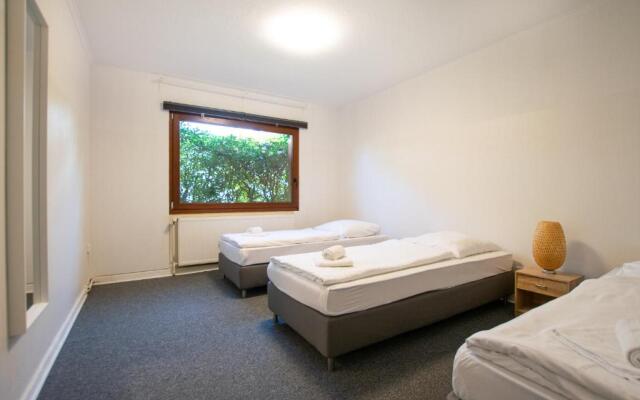 Tolstov House - 6 Room Villa with Garden - 15min Messe DUS
