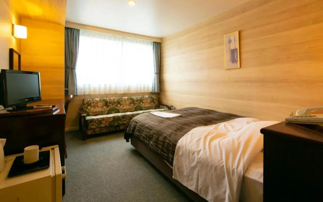 Hotel & Residence Nanshukan – Guest Rooms – Kagoshima