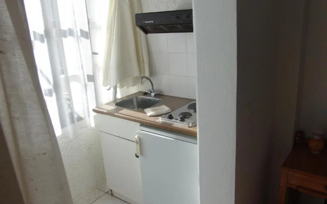 Notis Hotel