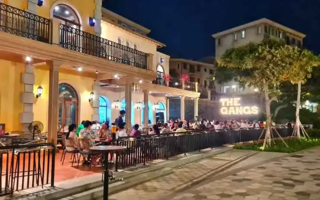 Milan Hotel & Coffee