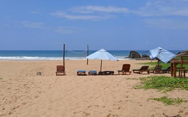 Beachfront Villa Ozean Himmel Ahungalla,