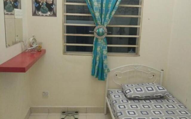 E&A Homestay KLIA/ Sepang/ Nilai