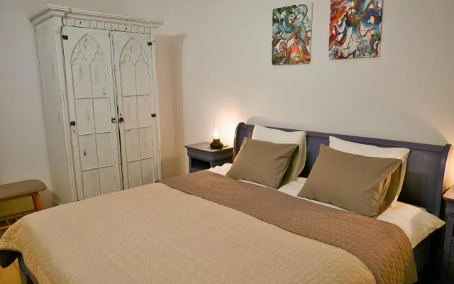 Family TreeZ Premium Apartments