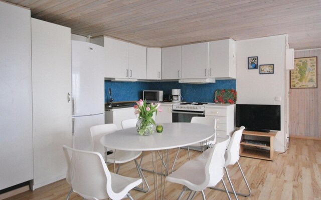 Awesome Home in Färjestaden With 2 Bedrooms