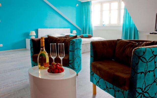 Royal Court Apartments