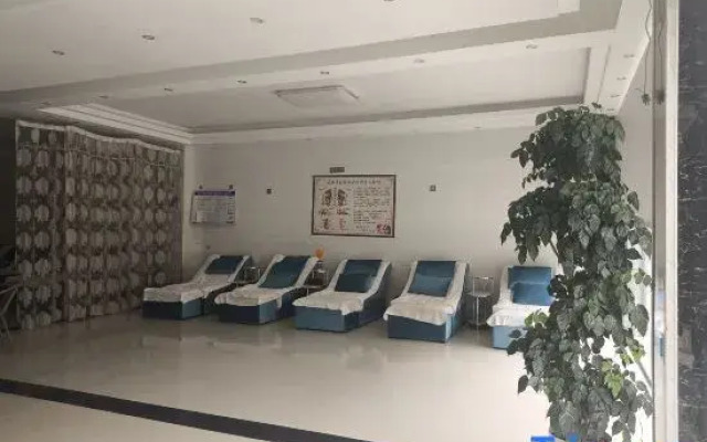 Xinlongmen Foot Bath Inn
