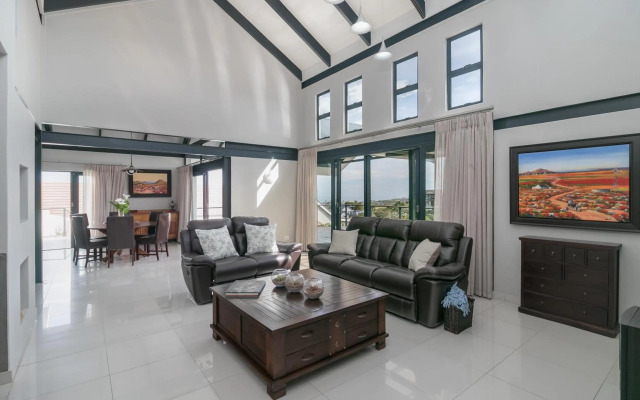 Pezula Ocean & Valley Views