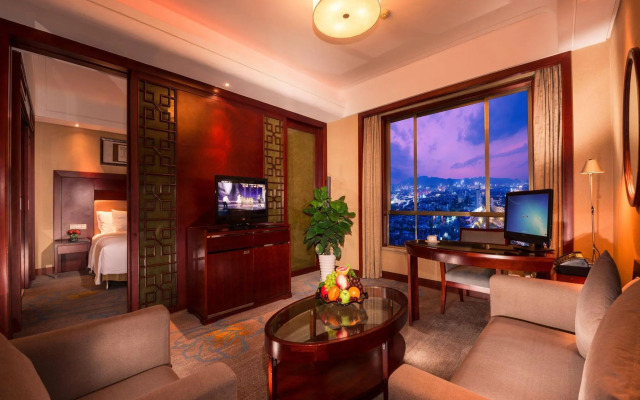 Ramada Plaza Zhijiang Hotel