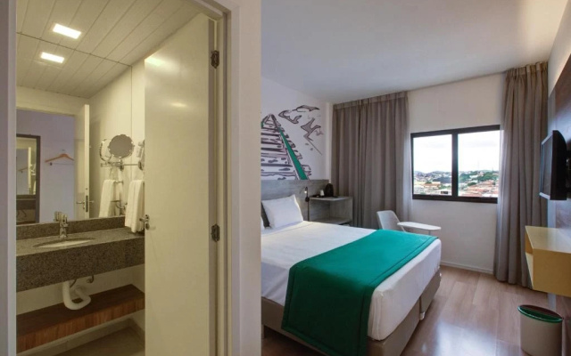 Summit Suítes Hotel Cruzeiro