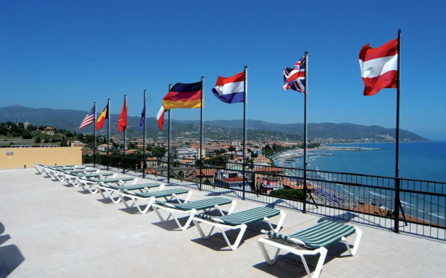 Piccolo Hotel