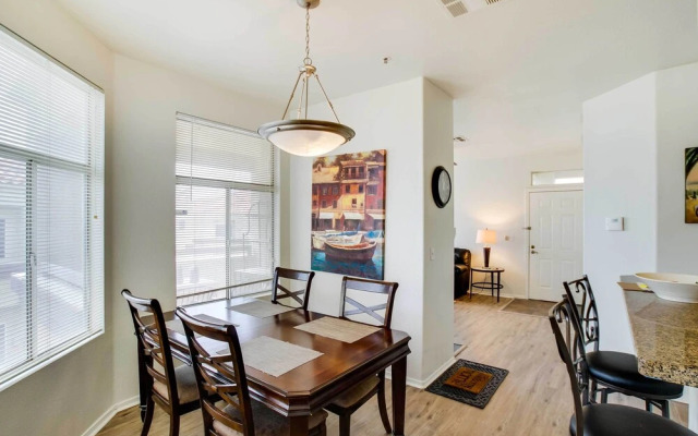 12 Mi to Old Town: Condo w/ Pool & Balcony!