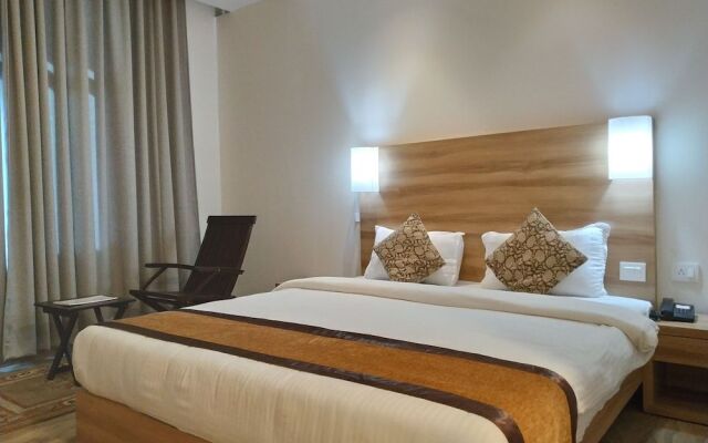 Hotel SC Grand