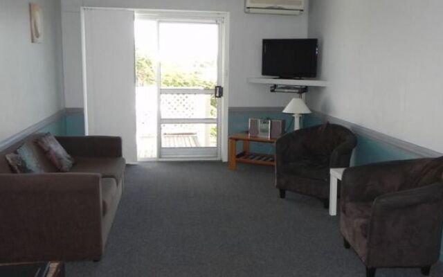 Leisure-Lee Holiday Apartments