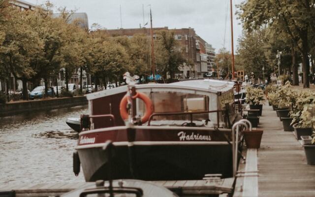 Boutique Hotel First City Den Haag