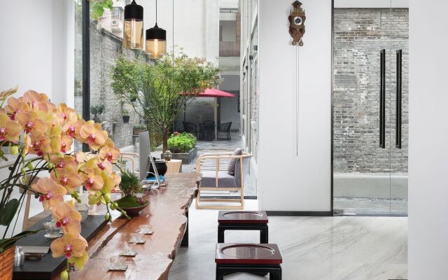 Shanghai JinSpecial Boutique Hotel