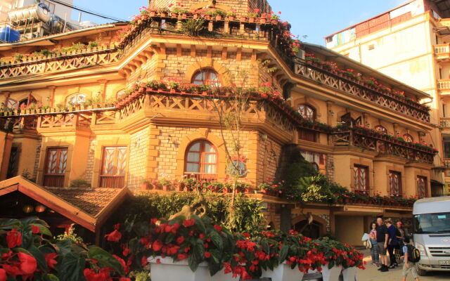 Chau Long Sapa Hotel 1