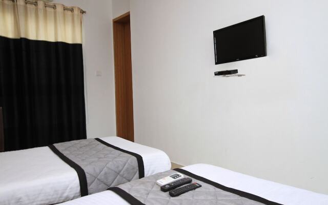 OYO Flagship 7558 Galaxy Comfort Inn