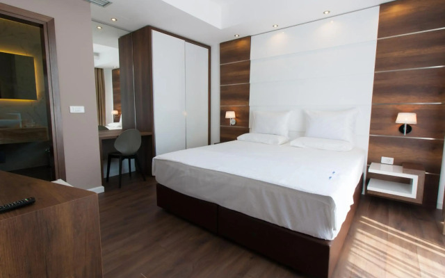 Perla Luxury