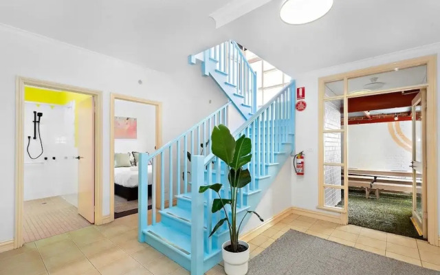 Fitzroy Private Rooms @ 132 Nicholson Homestay