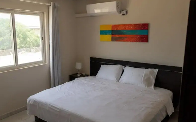 Elegant 2-bedroom Apartment 2 km From Eagle Beach