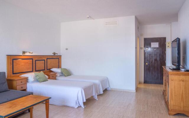 Pyr Aparthotel studio