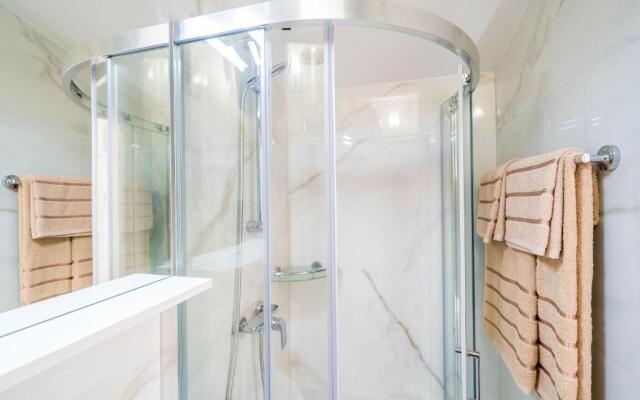 Apartments & Rooms Barisic