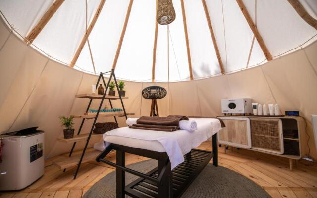 Arena One 99 Glamping