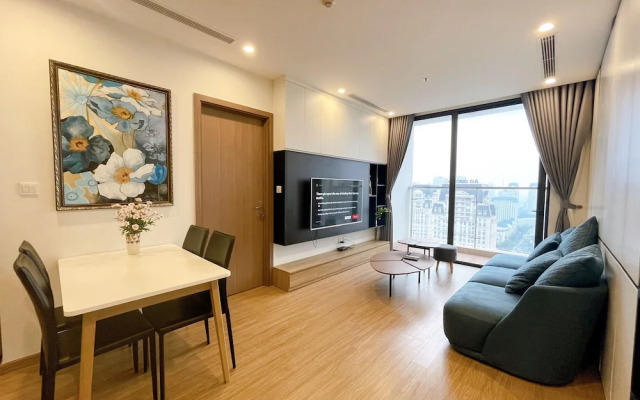 Cindy Vinhomes Skylake Apartments