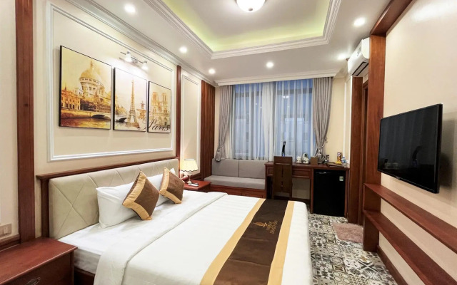 Paris Of Dragonbay Hotel