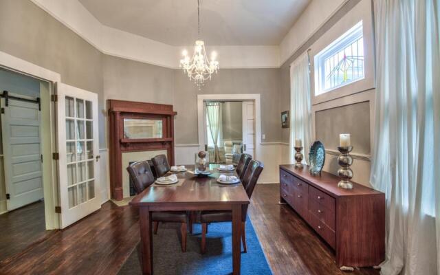 Classic/Modern Downtown Home