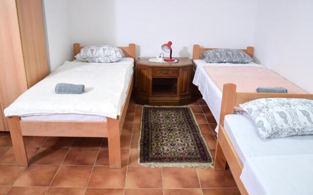 Studio Apartman Una