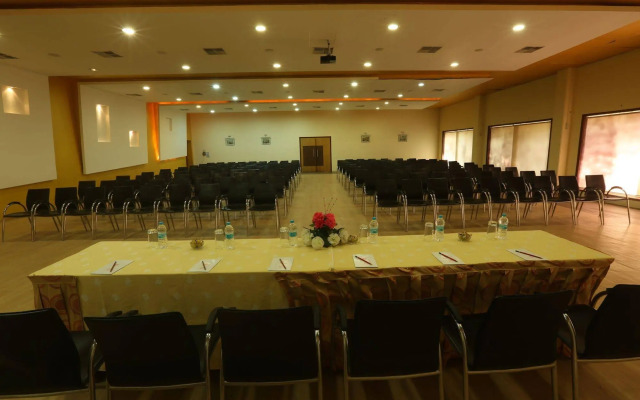 Camel Valley Resort