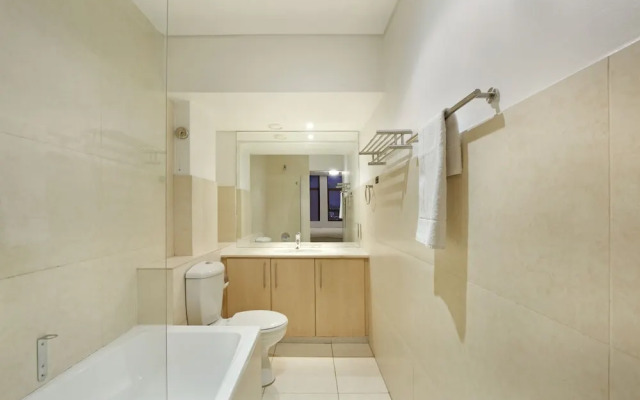 Fountain Suite 906