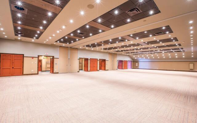 Holiday Inn Express and Suites Tremblant by IHG