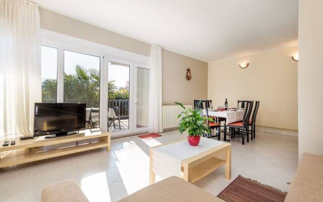 Apartments Makora